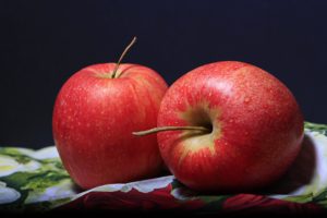 apple-foods-that-benefit-your-dog